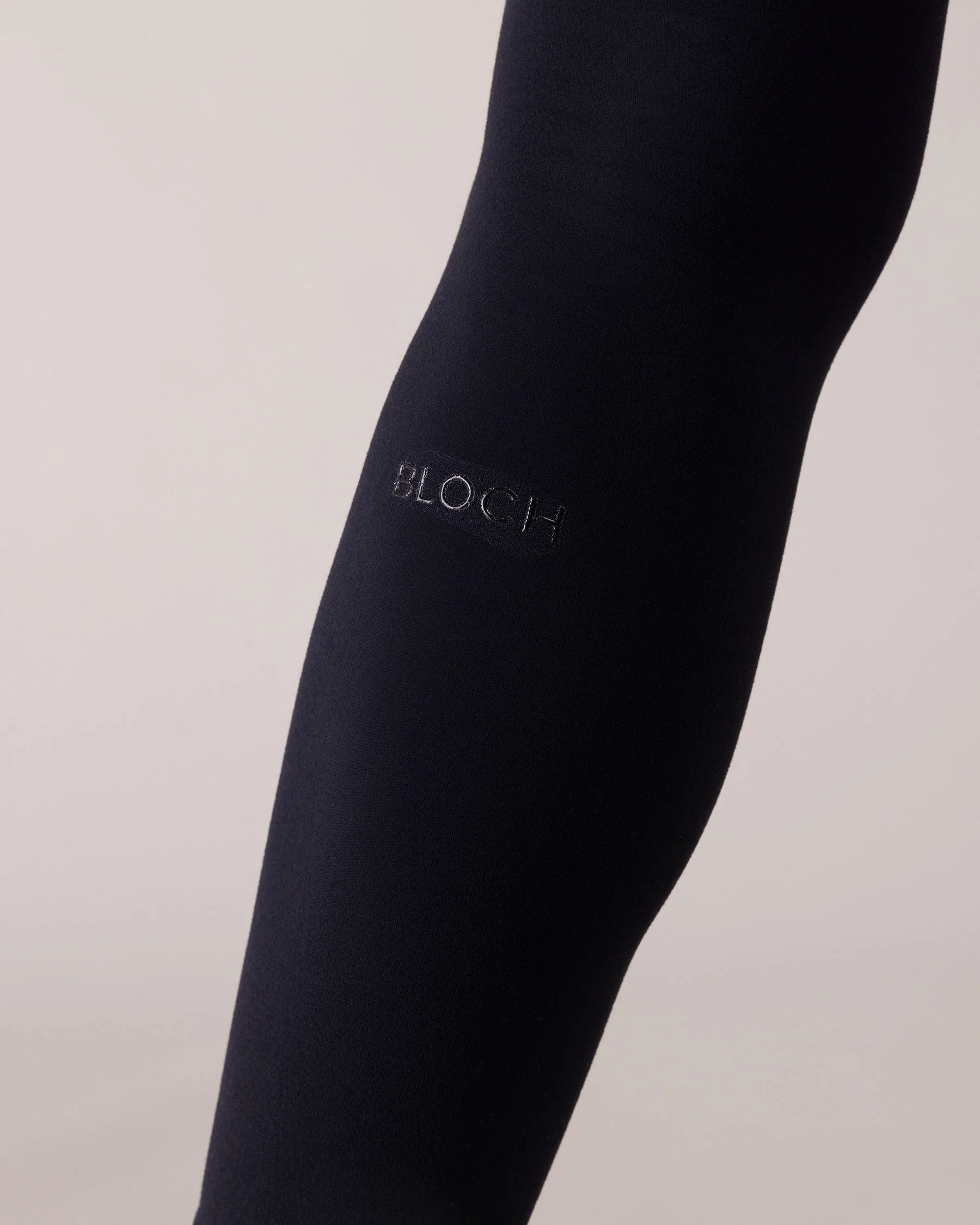 BLOCHeverhold 7/8 Length Cross Over Legging - Image 4