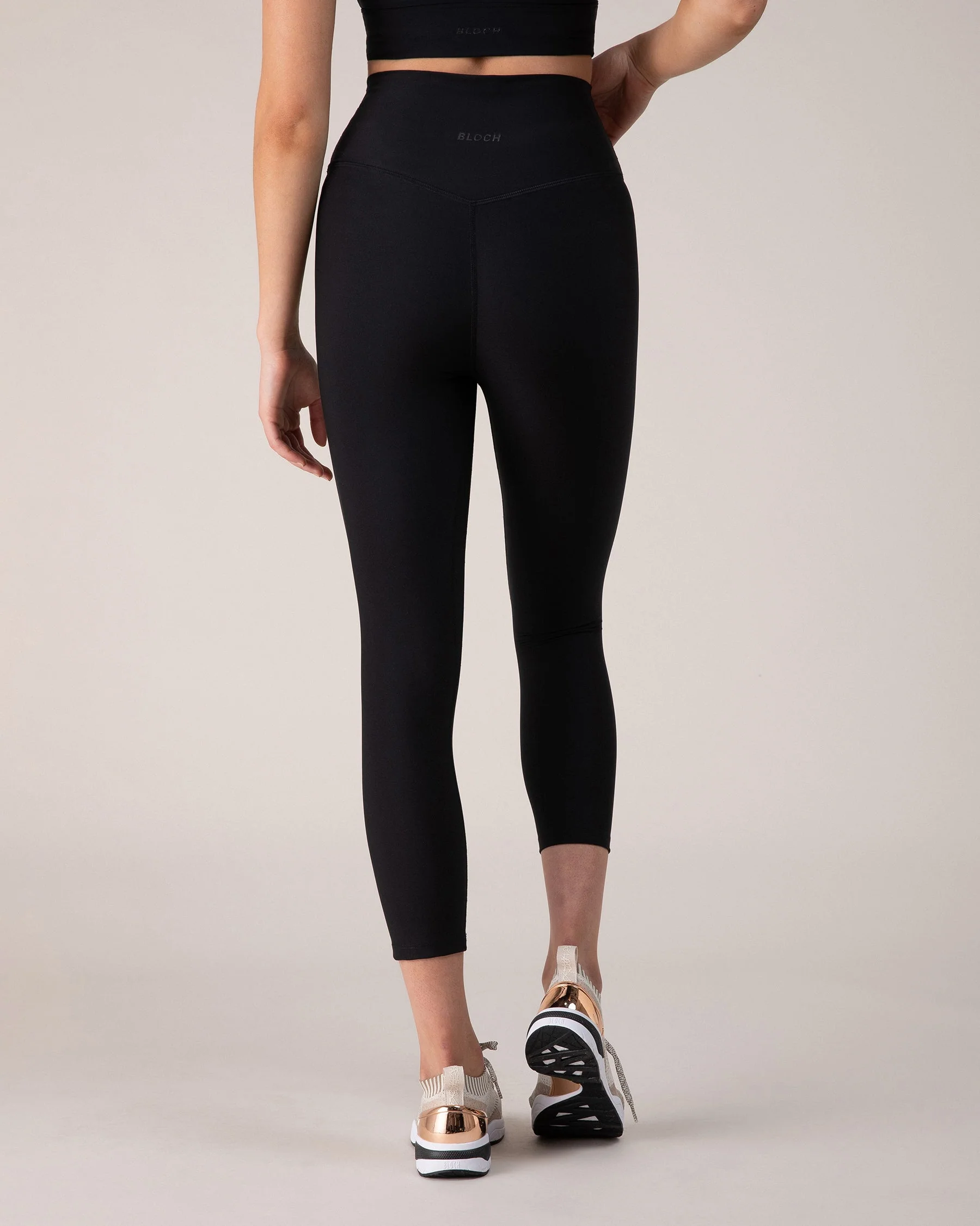 BLOCHsculpt 3/4 Length Legging - Image 3