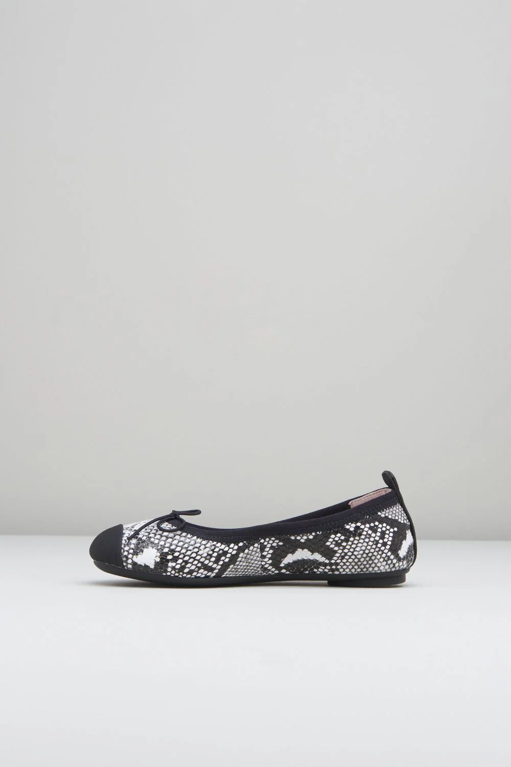 Girls Astra Ballet Flats - Image 2