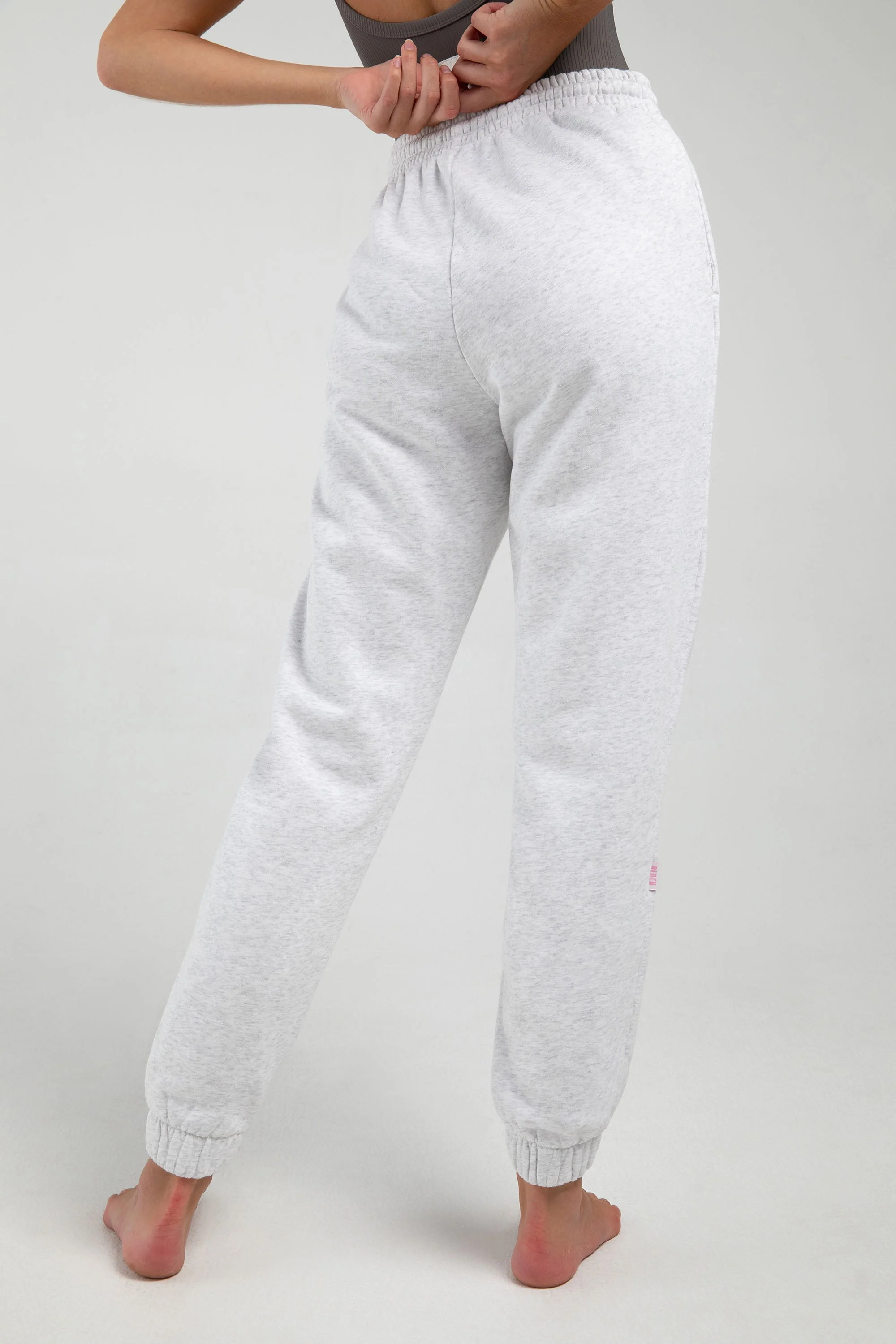 Off-Duty High Waist Joggers - Image 4